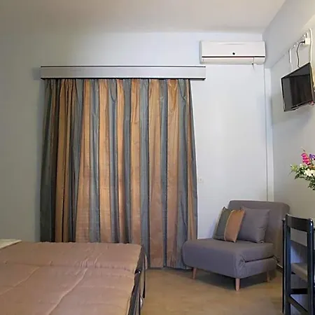 Hotel Glyfada Gorgona 3*