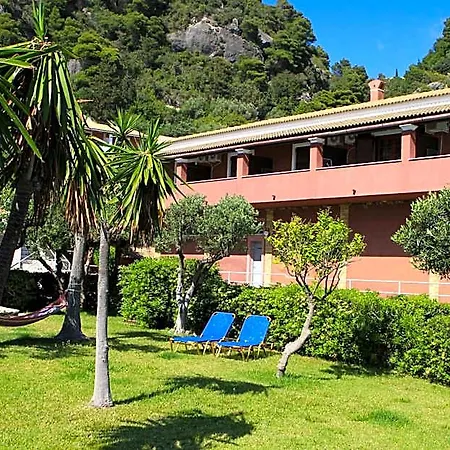 Glyfada Gorgona Pelekas