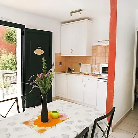 Glyfada Gorgona Hotel 3*