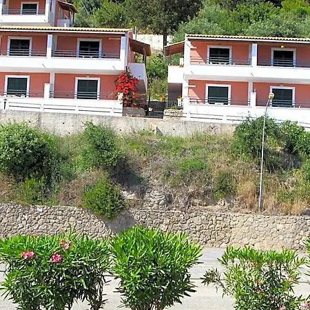 Hotel Glyfada Gorgona 3*